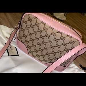 Gucci pink trim crossbody